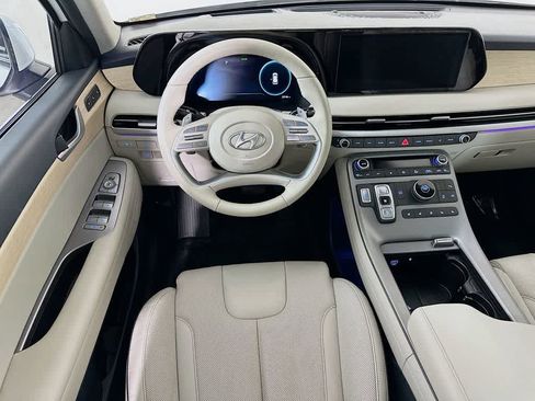 Used 2024 Hyundai Palisade Limited image 9