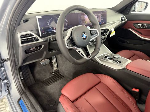 Used 2026 BMW 330i Sedan w/ M Sport Package RWD image 4