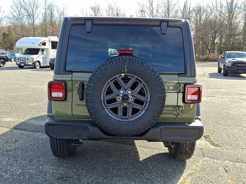 New 2026 Jeep Wrangler Sport S image 7