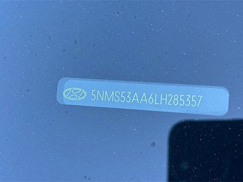 Used 2020 Hyundai Santa Fe Limited image 3