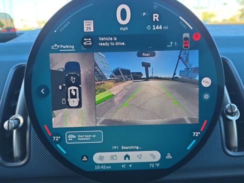 Certified 2025 MINI Cooper Countryman S w/ Comfort Package Max image 22