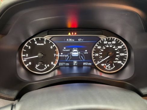Used 2023 Nissan Altima 2.5 SR w/ SR Premium Package AWD/4WD image 8