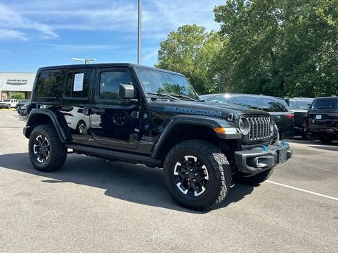 Used 2024 Jeep Wrangler Unlimited Rubicon 4xe AWD/4WD image 19