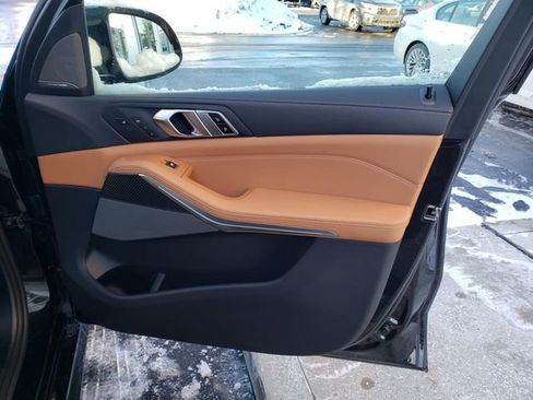 New 2026 BMW X5 M60i image 18