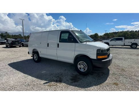 New 2025 Chevrolet Express 2500 w/ Driver Convenience Package RWD image 8