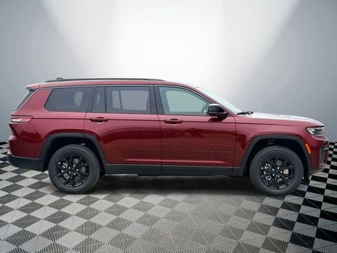 New 2026 Jeep Grand Cherokee L 4WD image 6