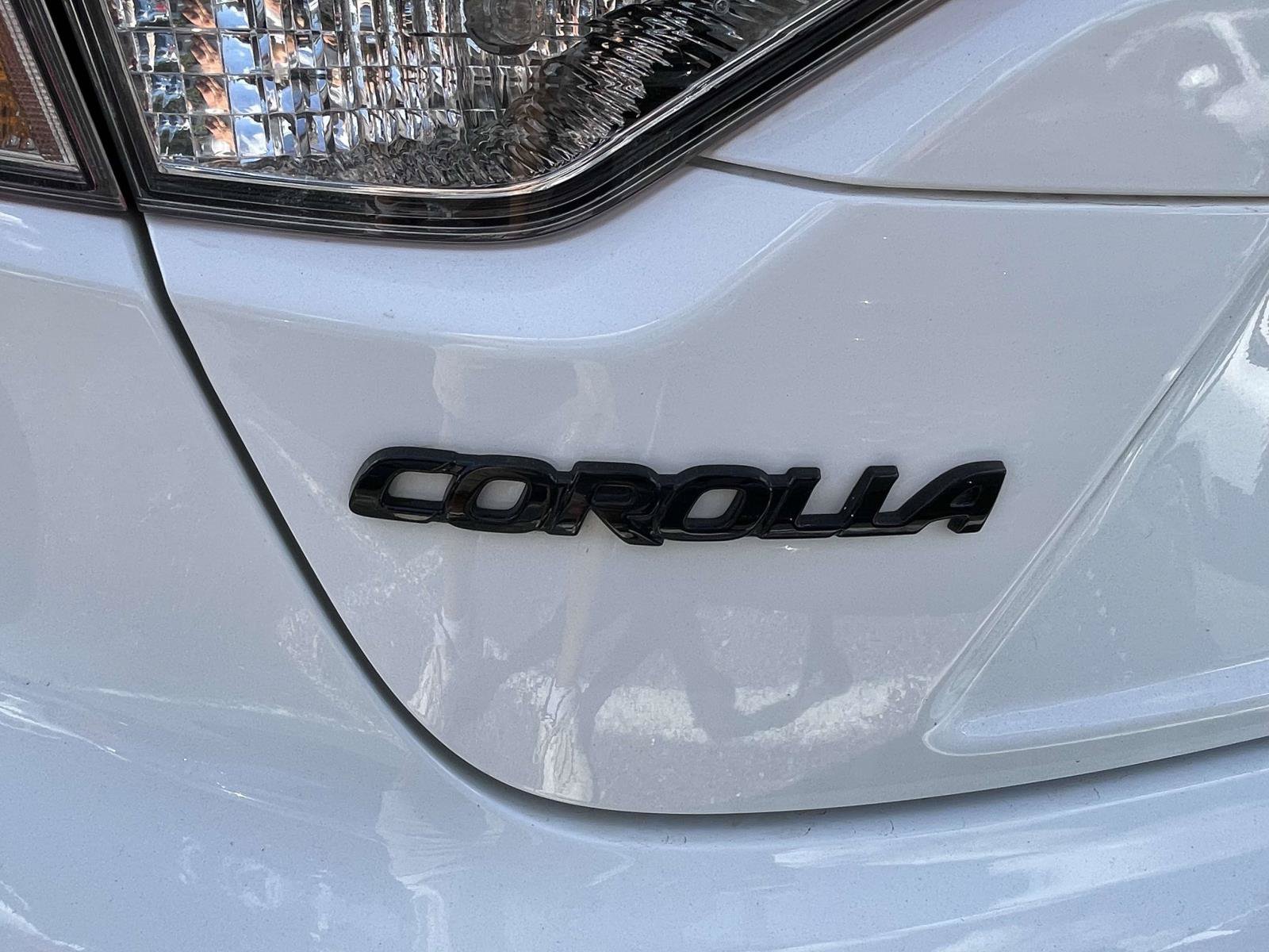 Used 2026 Toyota Corolla SE FWD image 4