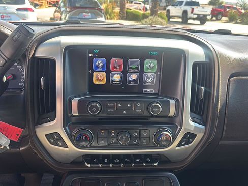 Used 2018 GMC Sierra 1500 SLT image 15
