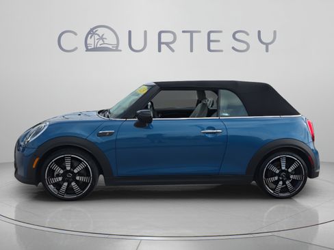 Used 2023 MINI Cooper S FWD image 2