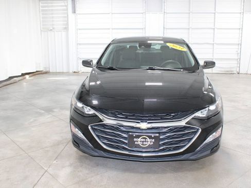 Used 2023 Chevrolet Malibu LT image 3