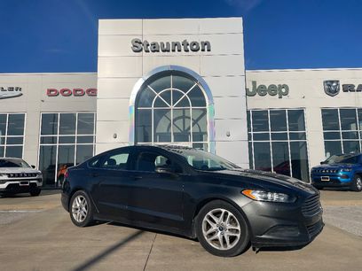 Used 2016 Ford Fusion SE