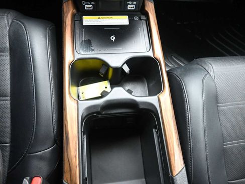 Used 2021 Honda CR-V Touring image 18