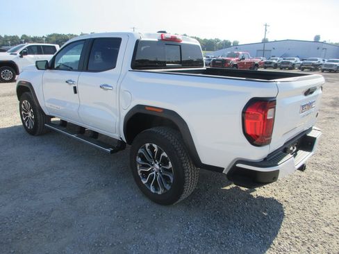 New 2026 GMC Canyon Denali AWD/4WD image 7