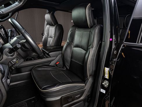 Used 2024 RAM 3500 Limited image 31