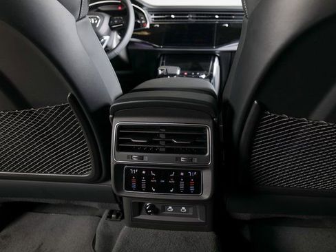 New 2026 Audi SQ8 Prestige image 13