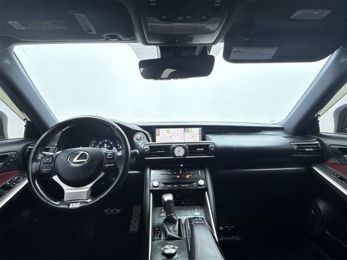 Used 2018 Lexus IS 350 image 21