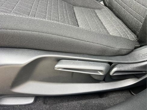 New 2026 Honda HR-V LX image 26