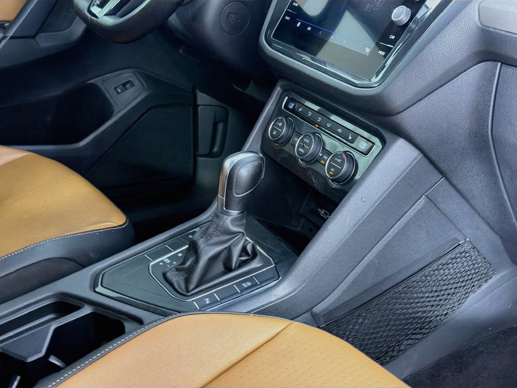 Used 2019 Volkswagen Tiguan SEL FWD image 32
