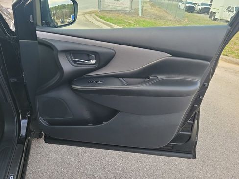Used 2024 Nissan Murano SV w/ SV Midnight Edition Package image 39