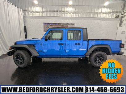 New 2025 Jeep Gladiator Sport