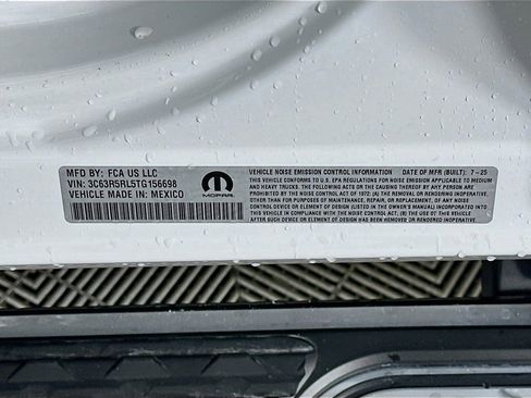 New 2026 RAM 2500 Limited w/ Towing Technology Group image 16