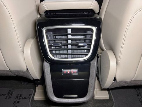 Used 2022 Lincoln Nautilus Reserve w/ Luxury Package image 21