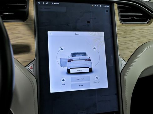 Used 2018 Tesla Model X 75D image 28