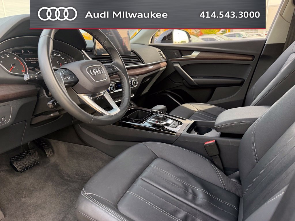 Used 2024 Audi Q5 2.0T Premium w/ Convenience Package AWD/4WD image 4