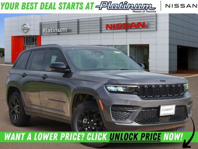 Used 2025 Jeep Grand Cherokee Altitude
