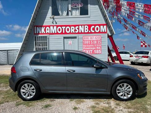 Used 2017 Volkswagen Golf S FWD image 9