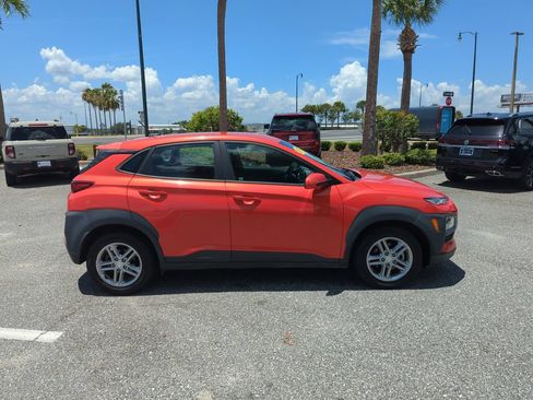 Used 2020 Hyundai Kona SE FWD image 3