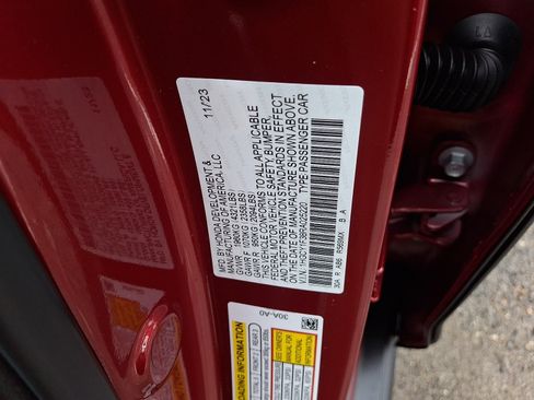 Certified 2024 Honda Accord EX image 27