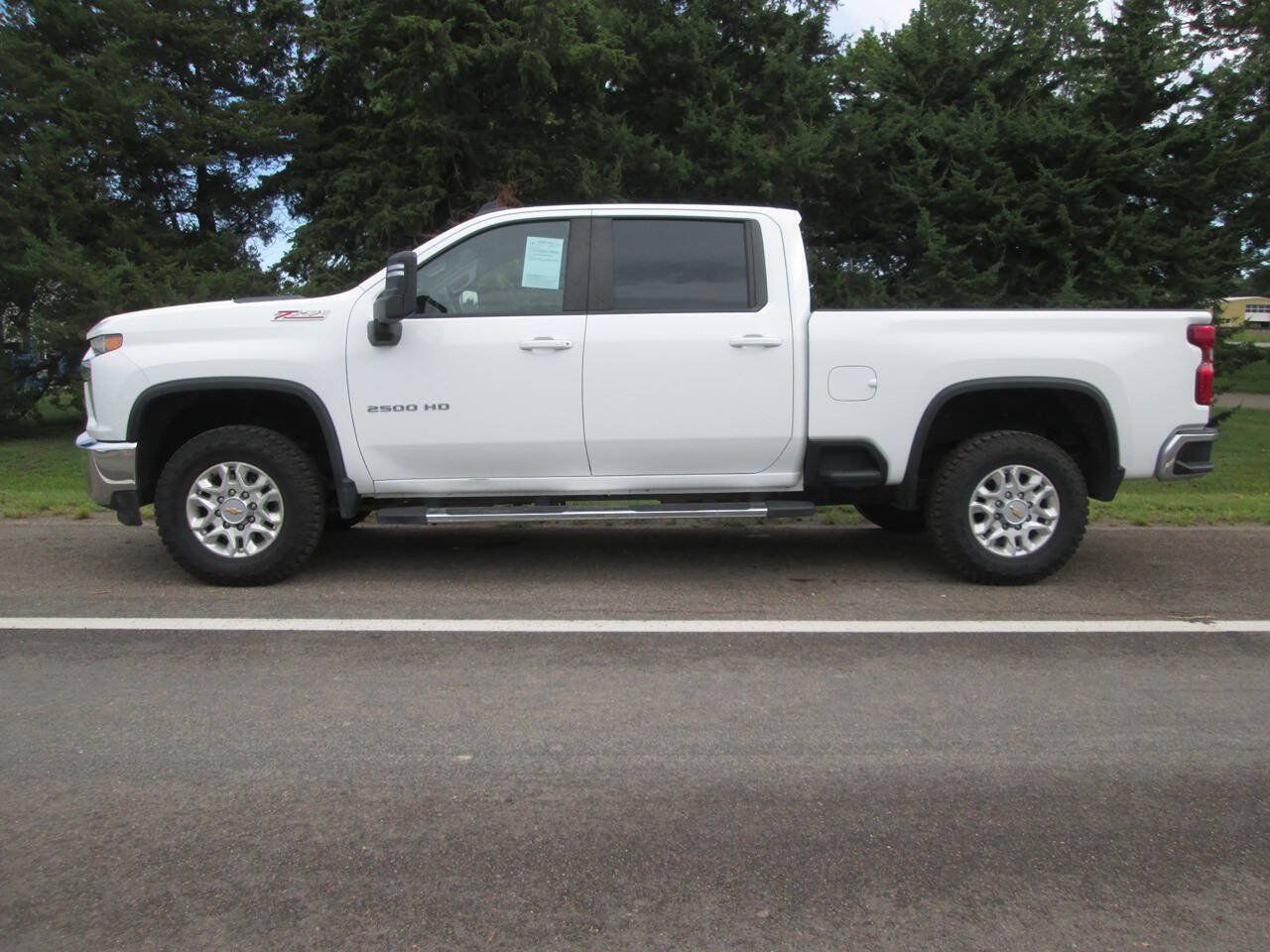 Used 2023 Chevrolet Silverado 2500 LT w/ Convenience Package AWD/4WD image 10