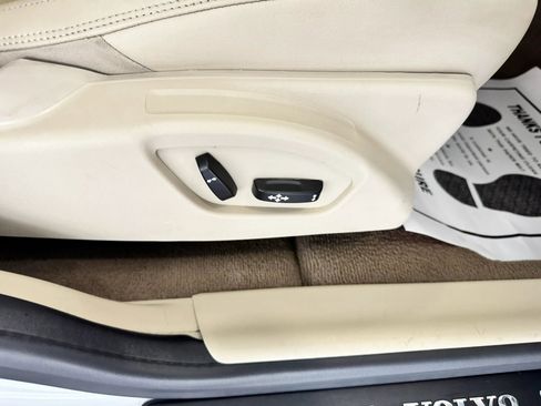 Used 2014 Volvo XC60 T6 image 14