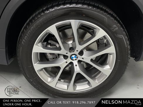 Used 2024 BMW X5 xDrive40i w/ Premium Package image 12