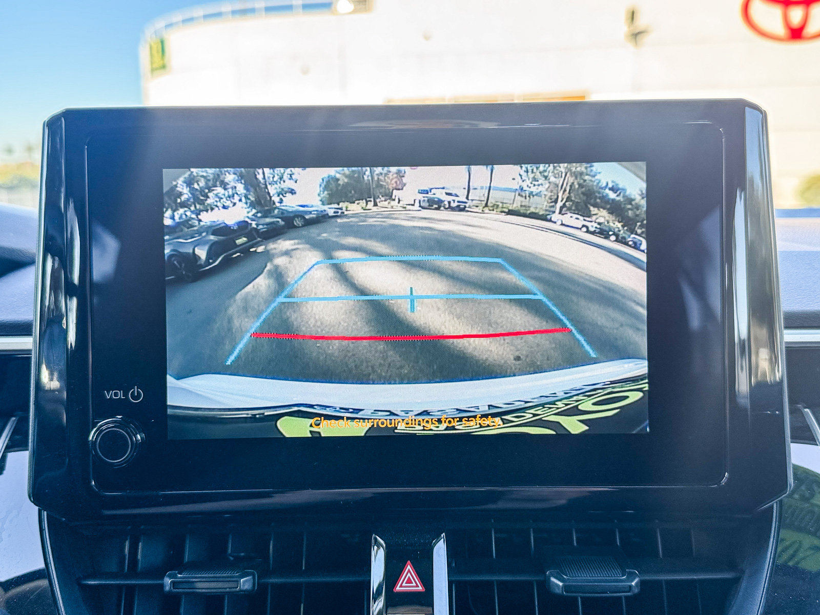 Used 2025 Toyota Corolla LE FWD image 23