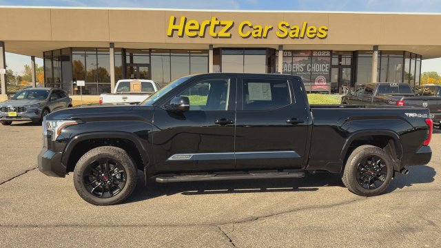 Used 2025 Toyota Tundra Platinum w/ TRD Off-Road Package AWD/4WD image 5