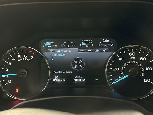 Used 2019 Ford F150 Platinum w/ Equipment Group 701A Luxury image 19