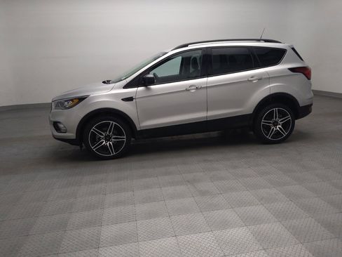 Used 2019 Ford Escape SEL FWD image 2