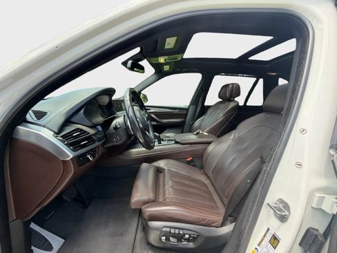 Used 2018 BMW X5 xDrive50i AWD/4WD image 25
