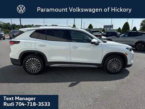 New 2026 Volkswagen Tiguan S FWD image 9