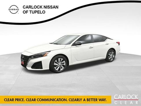 Used 2025 Nissan Altima 2.5 S FWD image 1