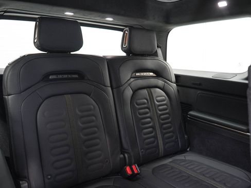 Used 2024 Rivian R1S Adventure AWD/4WD image 12
