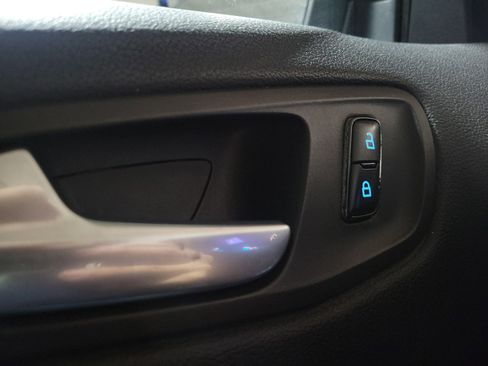 Used 2013 Ford Escape SE w/ Class II Trailer Tow Pkg image 21