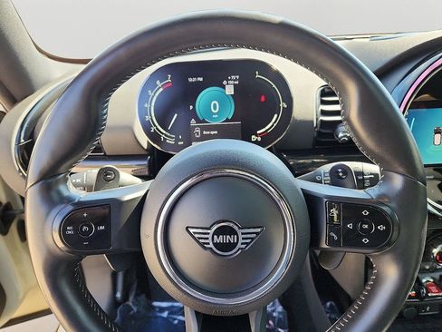 Used 2022 MINI Cooper Clubman S w/ Premium Package image 20