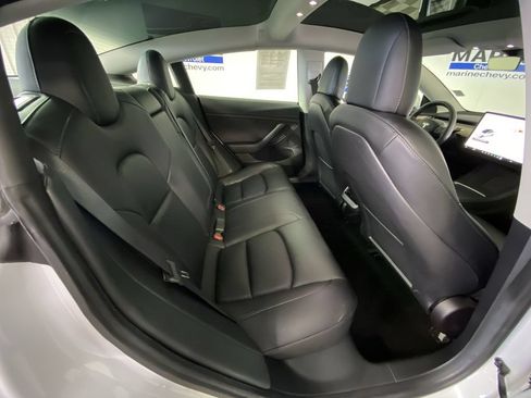 Used 2022 Tesla Model 3 RWD image 32