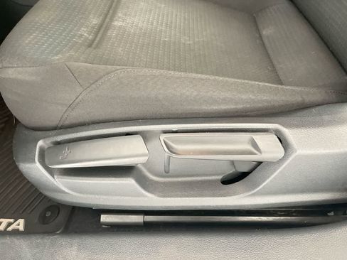 Used 2016 Volkswagen Jetta S FWD image 12
