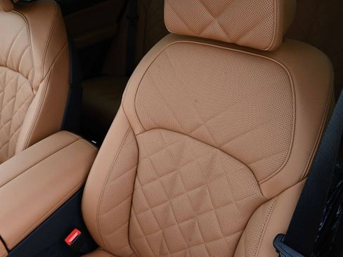 New 2026 BMW X5 xDrive50e w/ M Sport Package image 15