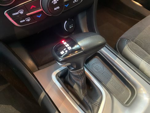 Used 2022 Dodge Charger Scat Pack RWD image 31