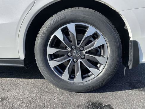 Used 2024 Honda Odyssey EX-L image 9